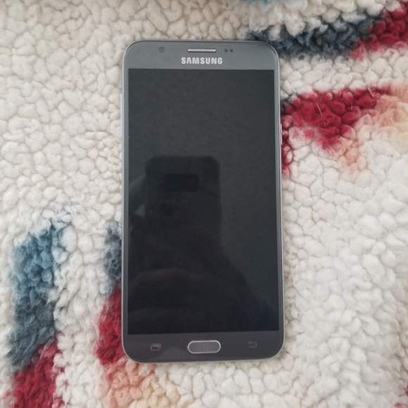 Samsung J7V Smartphone